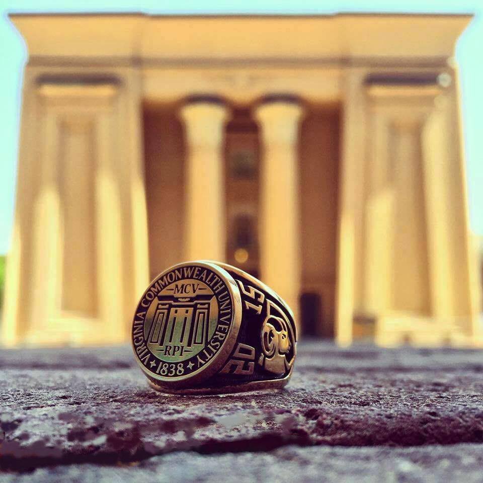 Balfour - History of the College Ring